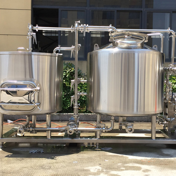 Two-vessel simple steam heating brewhouse system